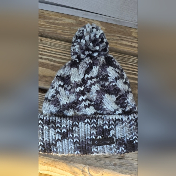 Columbia Beanie - Picture 3 of 10